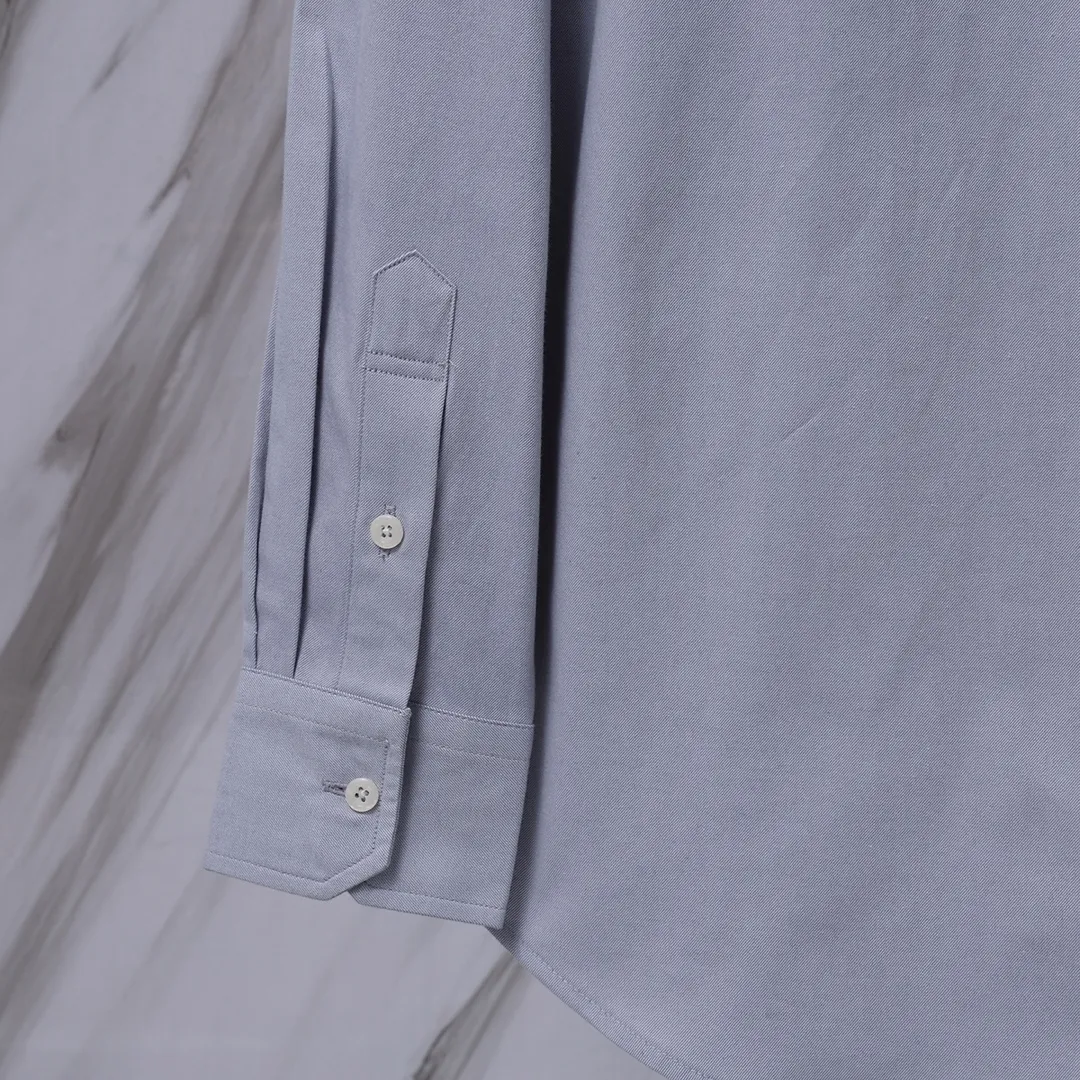 ：923 （TB ） THOM BROWNE .TBClassic 100% Factory TB TB Same Style ：Light Blue /Light Gray Size：0/1/2/3/4